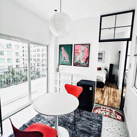 Sundays Apartment
